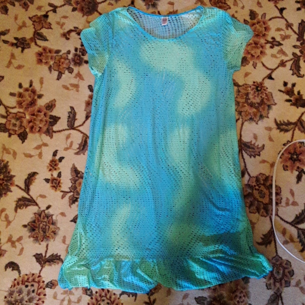 Girl's SO Cover up